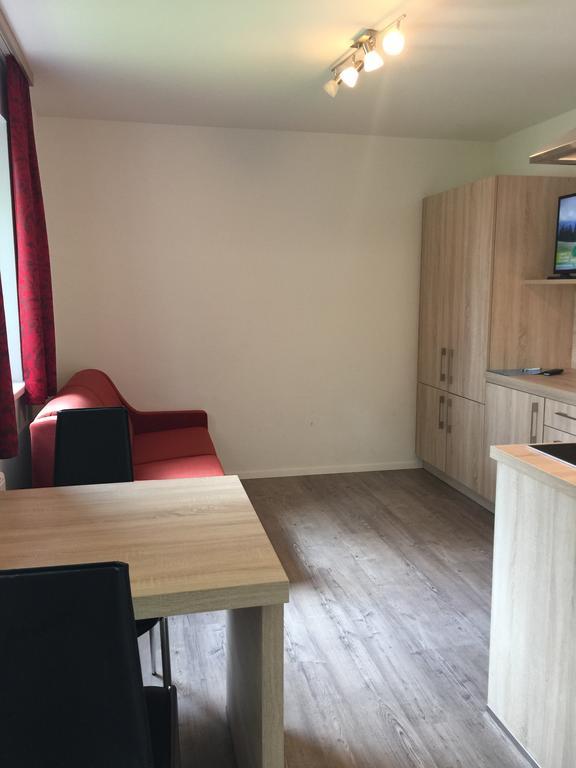 Parkapartments سخلادميخ المظهر الخارجي الصورة